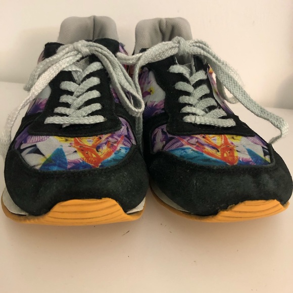 Inkas Calladium Floral Print Sneakers - Picture 7 of 14